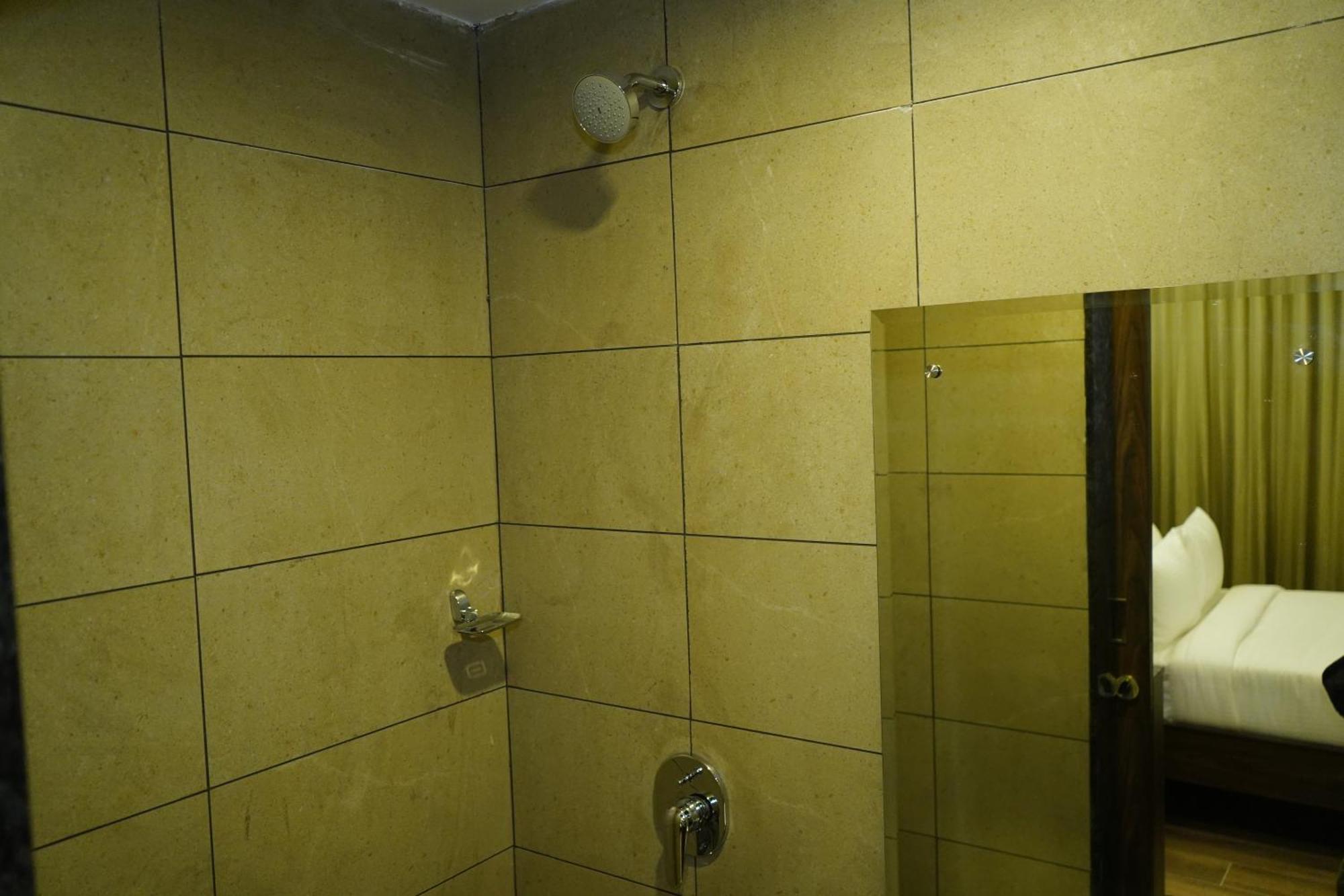 Jaag Hotel Čennai Exteriér fotografie